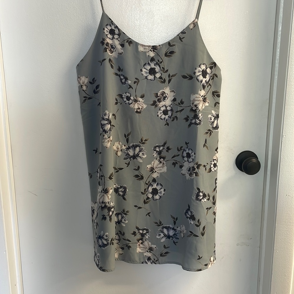 Toni grey floral dress